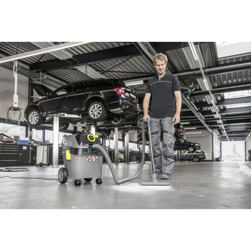 Пилосос вологого та сухого збирання Karcher NT 30/1 Ap L