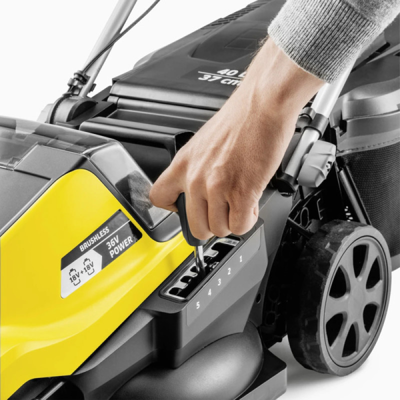 Акумуляторна газонокосарка Karcher LMO 4-18 Dual
