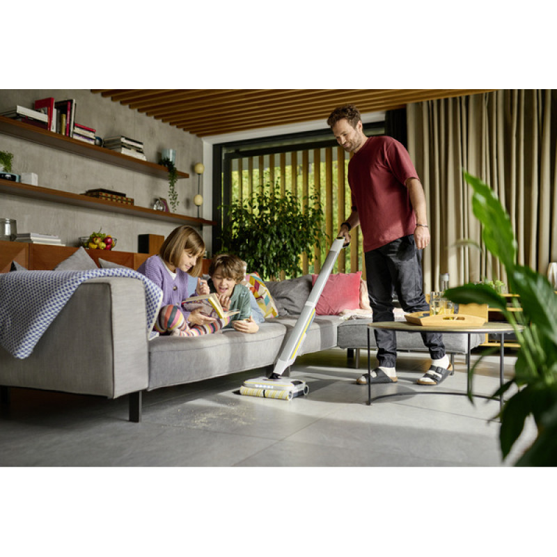 Підлогомийна машина акумуляторна Karcher FC 8 Smart Signature Line
