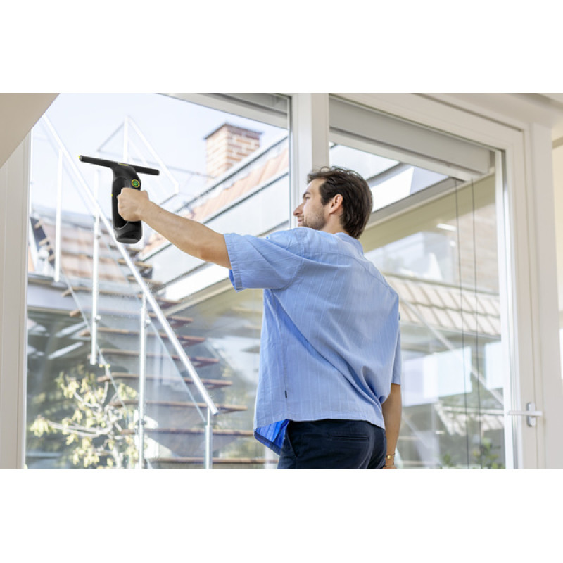 Акумуляторний склоочисник Karcher WV 2 Black
