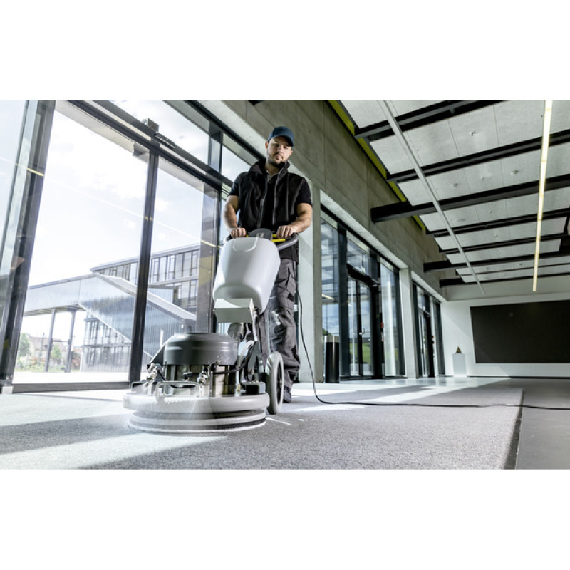 Підлогомийна машина Karcher BDS 43/ Orbital C Spray
