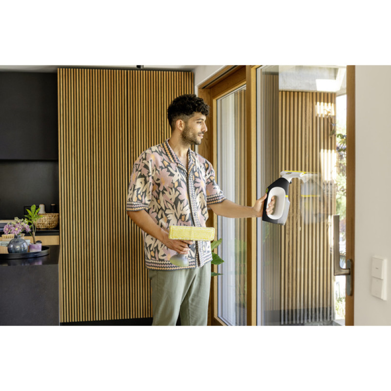 Акумуляторний склоочисник Karcher WV 3 Comfort Care