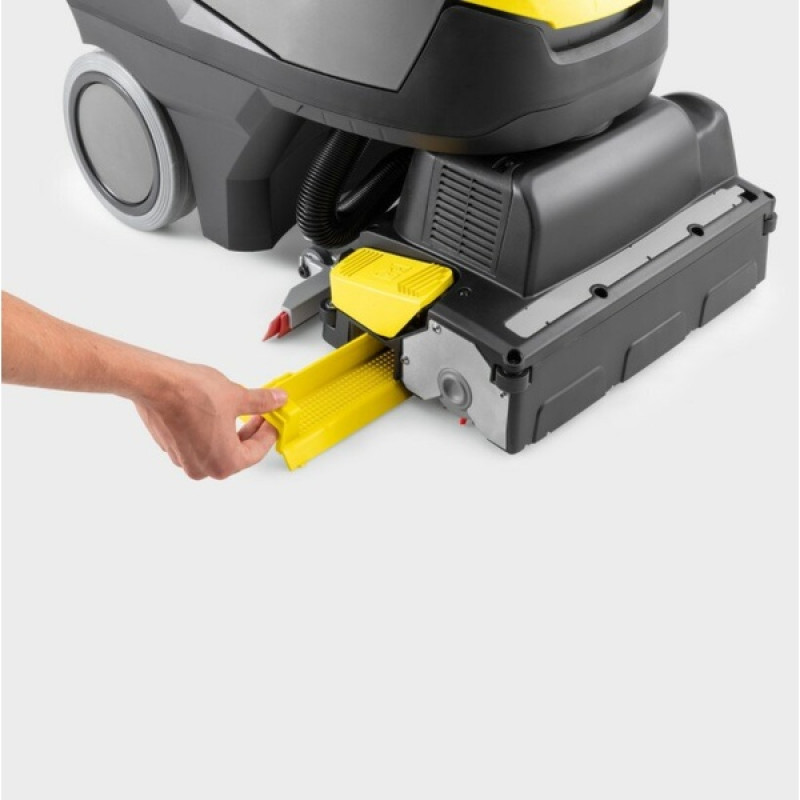 Підлогомийна машина Karcher BR 35/12 C Bp Pack 1.783-467.0