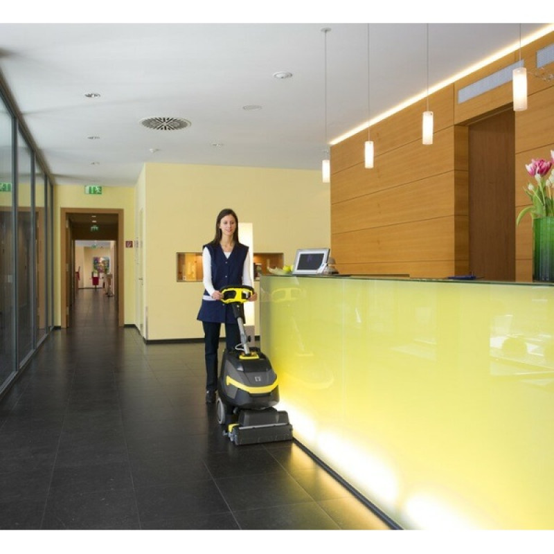 Підлогомийна машина Karcher BR 35/12 C Bp Pack 1.783-467.0