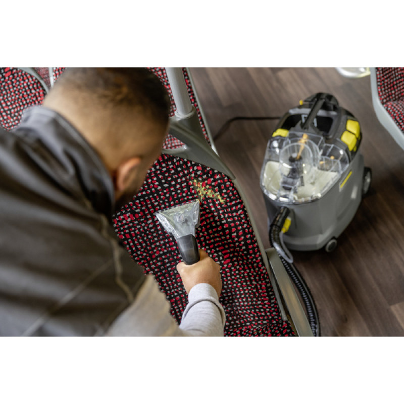 Миючий пилосос Karcher Puzzi 8/1 Adv 1.100-241.0