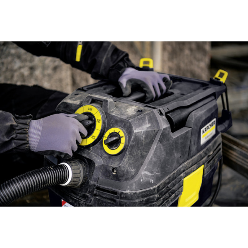 Пилосос для вологого та сухого прибирання Karcher NT 30/1 Tact Te L